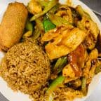 Best Chicken in Garlic Sauce Combination in Providence, RI