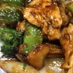 Best Hunan Chicken in Providence, RI